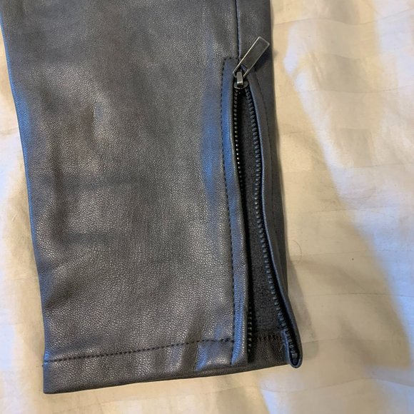 Zara 'leather' pants - Picture 6 of 7